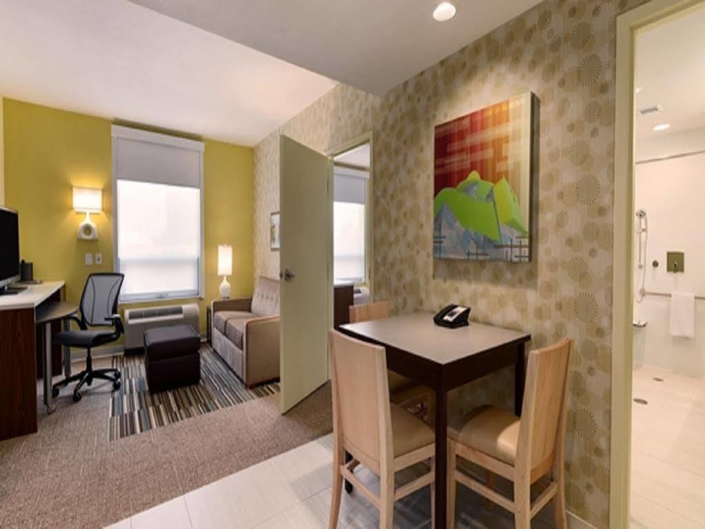 Hotel Home2 By Hilton West Edmonton